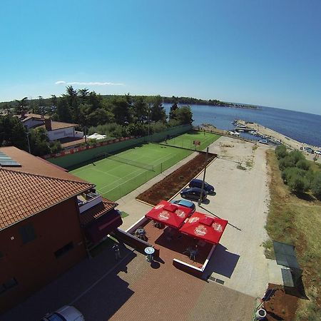 Villa Egida Capris Lovrečica Exterior foto