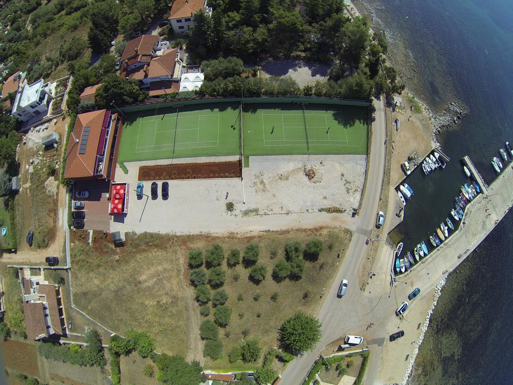 Villa Egida Capris Lovrečica Exterior foto