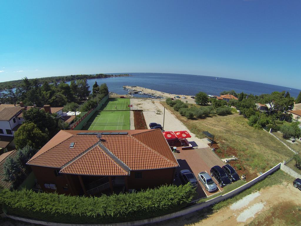 Villa Egida Capris Lovrečica Exterior foto