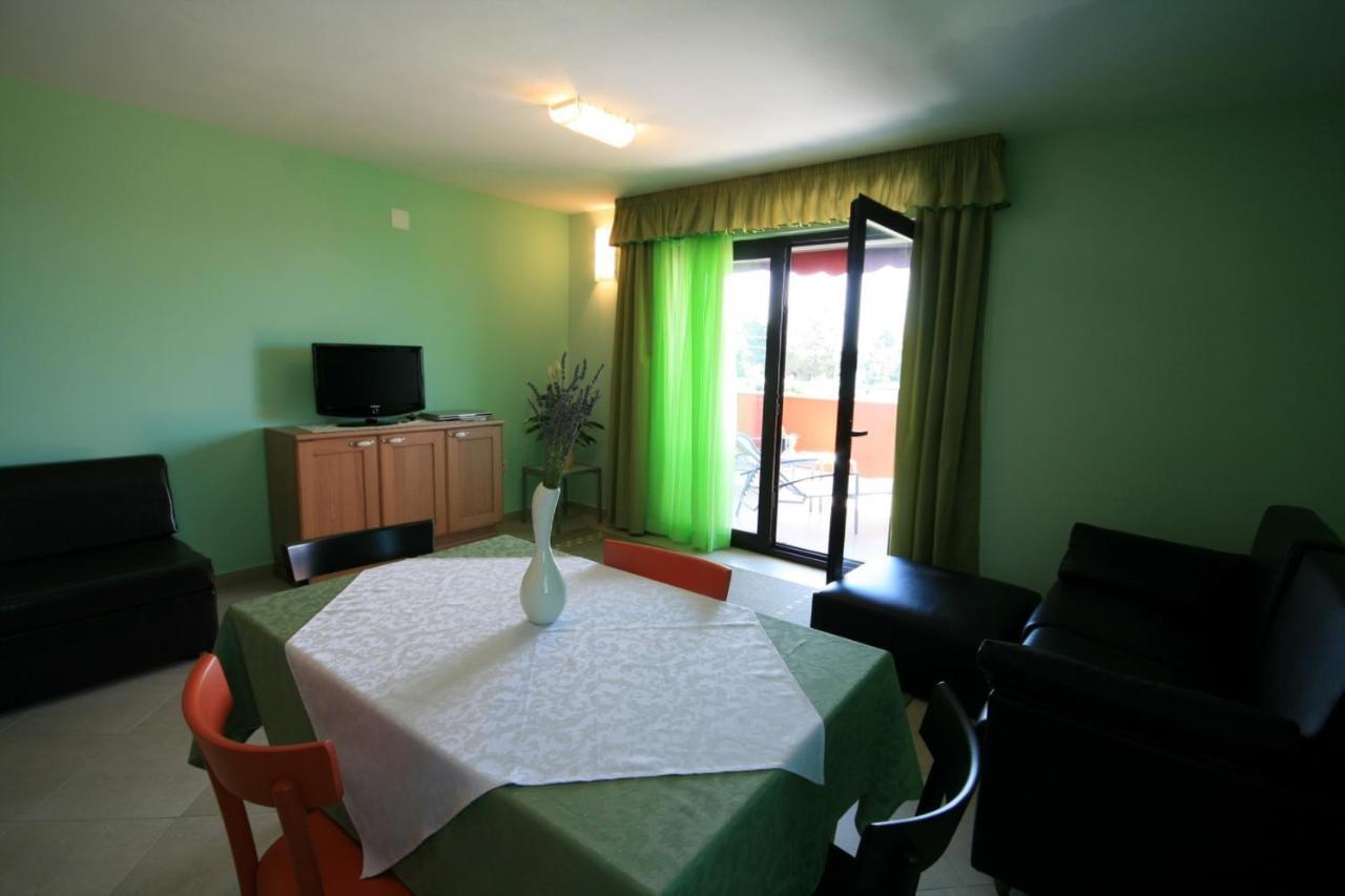 Villa Egida Capris Lovrečica Zimmer foto